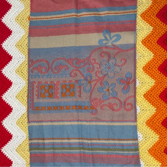 PATTERNED WINTER SCARF - Picture 3 of 3